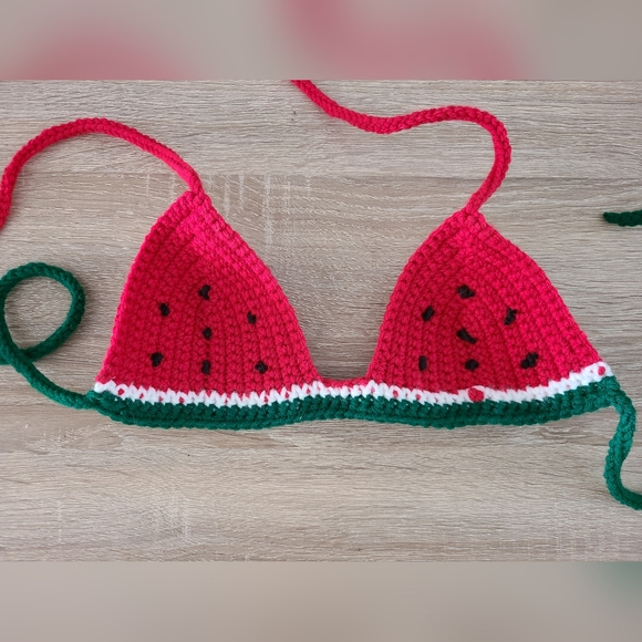 Sold. Watermelon bra, summer bralette, watermelon bikini top, crochet bikini top - Picture 6 of 9